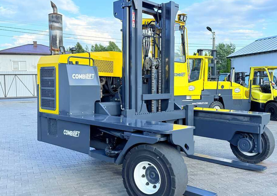 Combilift C14000 / DUPLEX - 3600 / GAS / FREE-LIFT - Vierwegstapler: das Bild 3 Combilift C14000 / DUPLEX - 3600 / GAS / FREE-LIFT - Vierwegstapler: das Bild 3