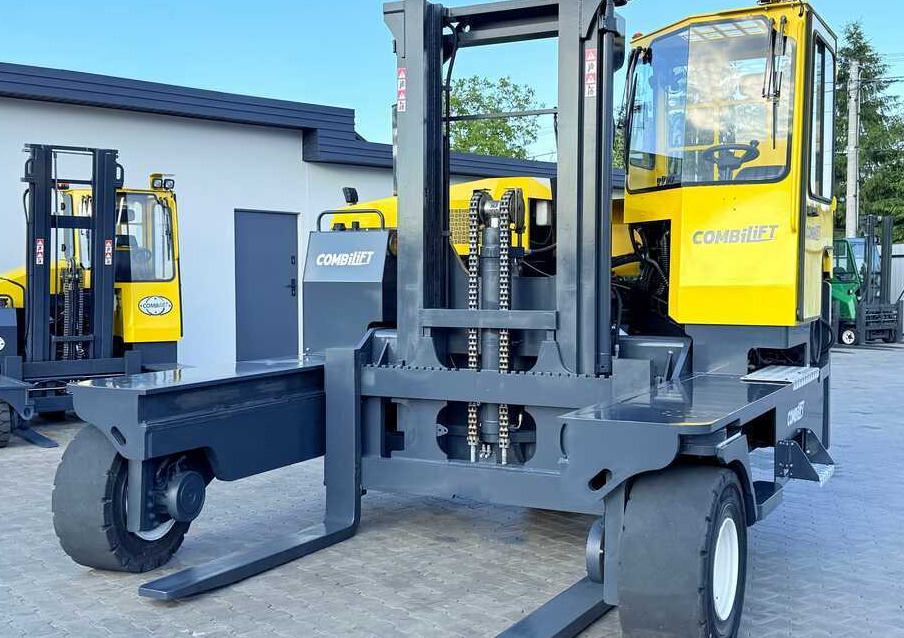 Combilift C14000 / DUPLEX - 3600 / GAS / FREE-LIFT - Vierwegstapler: das Bild 2 Combilift C14000 / DUPLEX - 3600 / GAS / FREE-LIFT - Vierwegstapler: das Bild 2