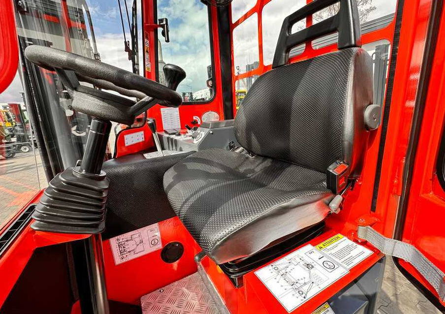 Vierwegstapler Combilift C4000 / DIESEL / TRIPLEX / 8400MM / FREE LIFT / SIDESHIFT / LIKE NEW: das Bild 12