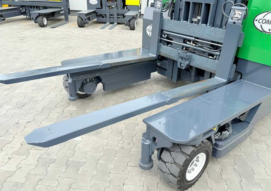 Vierwegstapler Combilift C4000 / GAS / TRIPLEX - 9300MM / FREE-LIFT / POSITIONER / LIKE NEW: das Bild 21