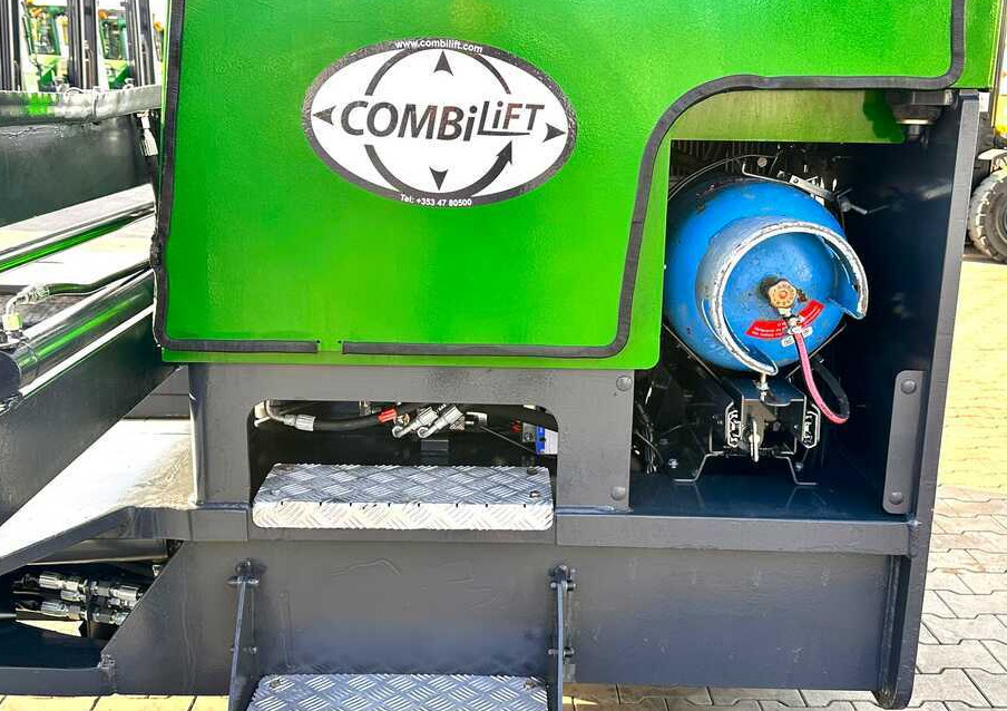 Combilift C5000XL / LPG / AIR CONDITIONING / WIDE POSITIONER / DUPLEX MAST / ADJUSTABLE FORKS / NEW TIRES / EXCELLENT CONDITION! - Vierwegstapler: das Bild 5 Combilift C5000XL / LPG / AIR CONDITIONING / WIDE POSITIONER / DUPLEX MAST / ADJUSTABLE FORKS / NEW TIRES / EXCELLENT CONDITION! - Vierwegstapler: das Bild 5