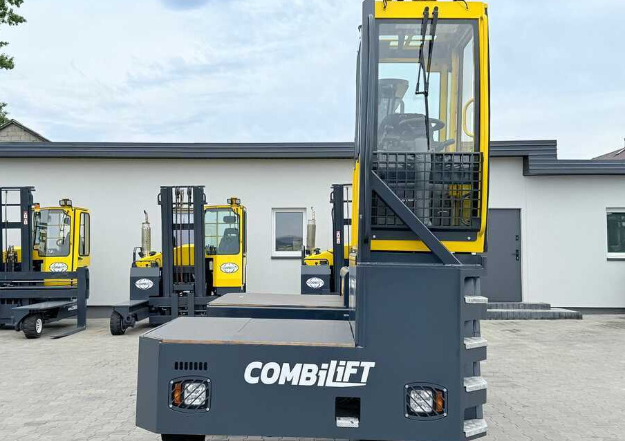 Combilift C6000FSL / DIESEL / DUPLEX – 4100MM / 1400MM FORKS / SIDeloADER / 6000KG LIFTING CAPACITY / FREE LIFT / DEUTZ ENGINE / EXCELLENT CONDITION - Seitenstapler: das Bild 2 Combilift C6000FSL / DIESEL / DUPLEX – 4100MM / 1400MM FORKS / SIDeloADER / 6000KG LIFTING CAPACITY / FREE LIFT / DEUTZ ENGINE / EXCELLENT CONDITION - Seitenstapler: das Bild 2