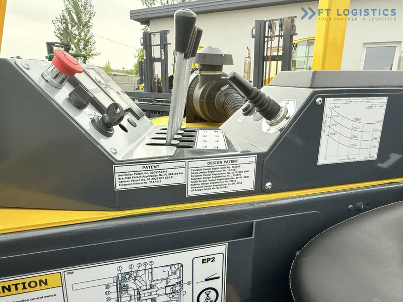 Vierwegstapler Combilift CB2500 / DUPLEX / 4100MM / DIESEL / FREE LIFT / FORK POSITIONER / SIDE SHIFT / LIKE NEW / Wide range of four-way and side loader: das Bild 11
