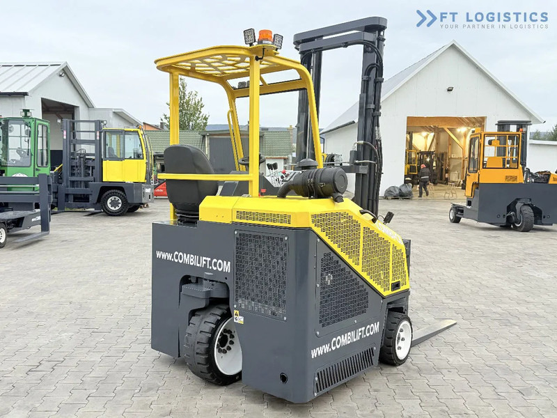 Vierwegstapler Combilift CB2500 / DUPLEX / 4100MM / DIESEL / FREE LIFT / FORK POSITIONER / SIDE SHIFT / LIKE NEW / Wide range of four-way and side loader: das Bild 5
