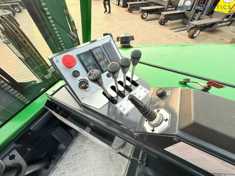 Vierwegstapler Combilift COMBILIFT C4000CB – TRIPLEX 5200mm – Year 2017 – LPG – FREE LIFT – SIDESHIFT – FORK POSITIONER – CONDITION 5/5 COMBILIFT C4000CB: das Bild 17 Vierwegstapler Combilift COMBILIFT C4000CB – TRIPLEX 5200mm – Year 2017 – LPG – FREE LIFT – SIDESHIFT – FORK POSITIONER – CONDITION 5/5 COMBILIFT C4000CB: das Bild 17