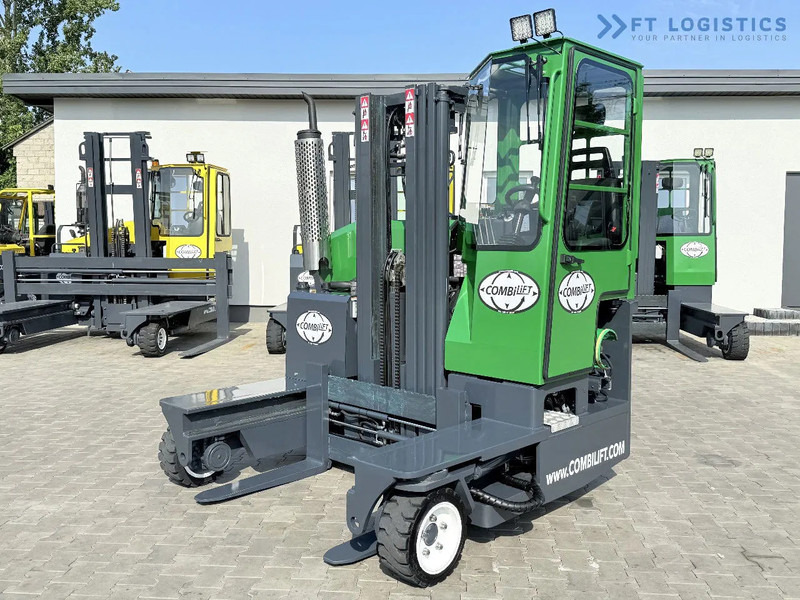 Combilift Combilift C2500 / GAS / TRIPLEX 4900MM / FREE LIFT / ONLY 2446 HOURS / FORK POSITIONER / FULL CABIN / PERFECT CONDITION / Wide r - Vierwegstapler: das Bild 1 Combilift Combilift C2500 / GAS / TRIPLEX 4900MM / FREE LIFT / ONLY 2446 HOURS / FORK POSITIONER / FULL CABIN / PERFECT CONDITION / Wide r - Vierwegstapler: das Bild 1