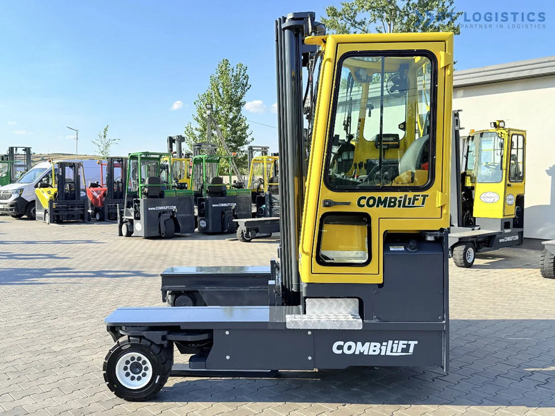 Combilift Combilift C5000 / DIESEL / TRIPLEX 6000MM / FREE LIFT / FORK POSITIONER / BUILT-IN SCALE / HEATING / FULL CABIN / PERFECT CONDIT - Vierwegstapler: das Bild 4 Combilift Combilift C5000 / DIESEL / TRIPLEX 6000MM / FREE LIFT / FORK POSITIONER / BUILT-IN SCALE / HEATING / FULL CABIN / PERFECT CONDIT - Vierwegstapler: das Bild 4