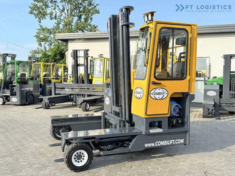 Combilift Combilift FOUR-WAY MULTIDIRECTIONAL FORKLIFT C4000 / GAS / DUPLEX 4500MM / ONLY 6604 HOURS / SIDE SHIFT / FULL CABIN / PERFECT C - Vierwegstapler: das Bild 3 Combilift Combilift FOUR-WAY MULTIDIRECTIONAL FORKLIFT C4000 / GAS / DUPLEX 4500MM / ONLY 6604 HOURS / SIDE SHIFT / FULL CABIN / PERFECT C - Vierwegstapler: das Bild 3