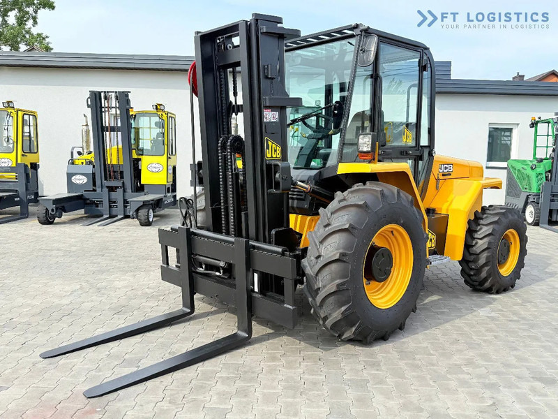 JCB 940 / DIESEL / TRIPLEX 4500MM / FORK POSITIONER / SIDE SHIFT / 4T / NEW TYRES / LIKE NEW 940 / DIESEL / TRIPLEX 4500MM / FORK PO - Geländestapler: das Bild 1 JCB 940 / DIESEL / TRIPLEX 4500MM / FORK POSITIONER / SIDE SHIFT / 4T / NEW TYRES / LIKE NEW 940 / DIESEL / TRIPLEX 4500MM / FORK PO - Geländestapler: das Bild 1