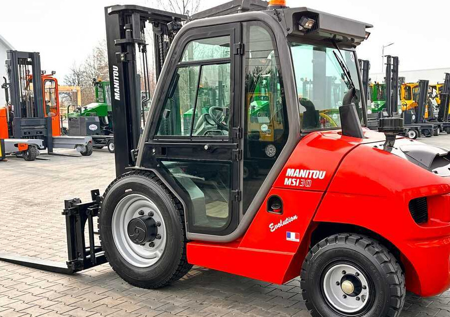 Manitou MSI30 / DIESEL / DUPLEX / 3400MM / CABIN / FORK POSITIONER / SIDE SHIFT / LIKE NEW - Geländestapler: das Bild 4 Manitou MSI30 / DIESEL / DUPLEX / 3400MM / CABIN / FORK POSITIONER / SIDE SHIFT / LIKE NEW - Geländestapler: das Bild 4