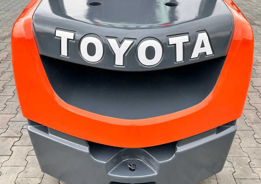 Toyota 52-8FDJF35 / DIESEL / 2016 / ONLY 2,096 HOURS / DUPLEX MAST / LIKE NEW - Dieselstapler: das Bild 5 Toyota 52-8FDJF35 / DIESEL / 2016 / ONLY 2,096 HOURS / DUPLEX MAST / LIKE NEW - Dieselstapler: das Bild 5