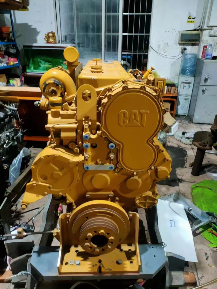 CATERPILLAR C15 - Motor für Bagger: das Bild 2 CATERPILLAR C15 - Motor für Bagger: das Bild 2