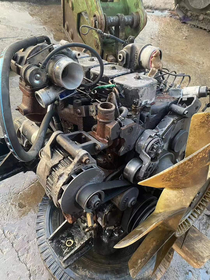 CUMMINS 4BT3.9 - Motor für Bagger: das Bild 1 CUMMINS 4BT3.9 - Motor für Bagger: das Bild 1