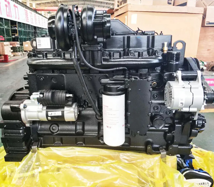 CUMMINS 6CTA8.3 - Motor für Bagger: das Bild 2 CUMMINS 6CTA8.3 - Motor für Bagger: das Bild 2