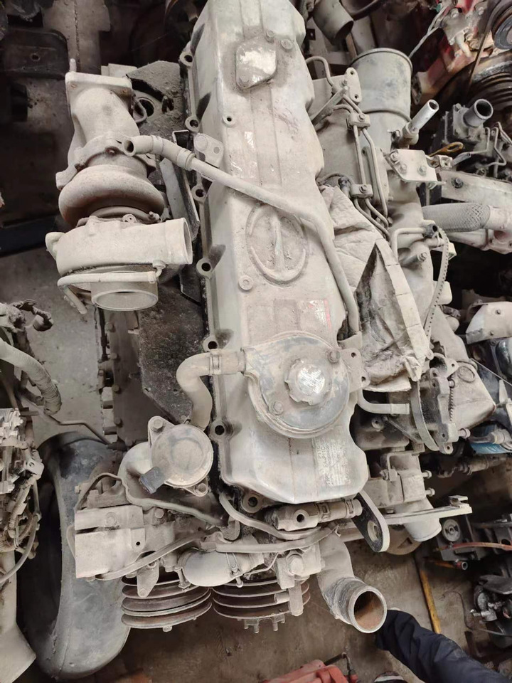 HINO p11c - Motor für Bagger: das Bild 4 HINO p11c - Motor für Bagger: das Bild 4