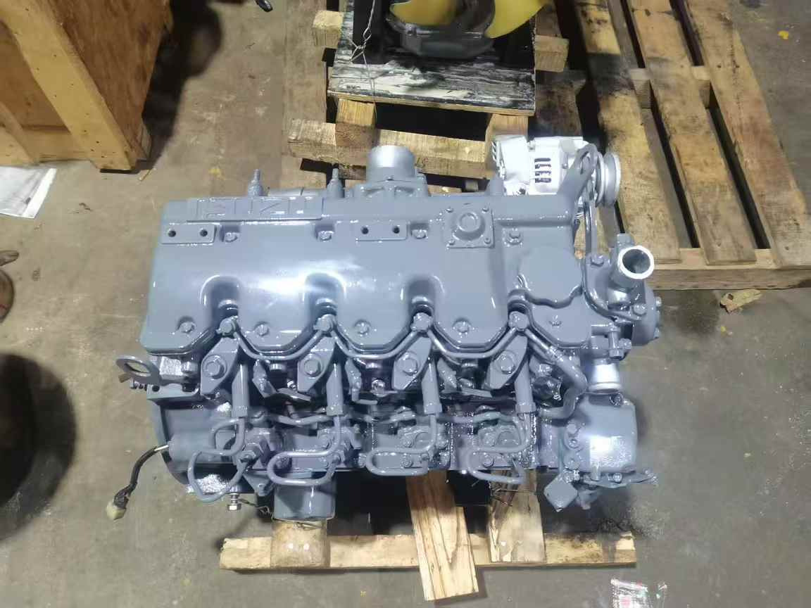 ISUZU 3LB1 - Motor: das Bild 1 ISUZU 3LB1 - Motor: das Bild 1