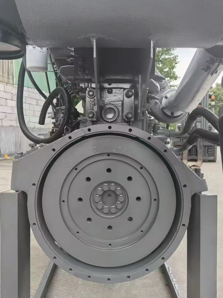 ISUZU 6WG1 - Motor für Bagger: das Bild 2 ISUZU 6WG1 - Motor für Bagger: das Bild 2