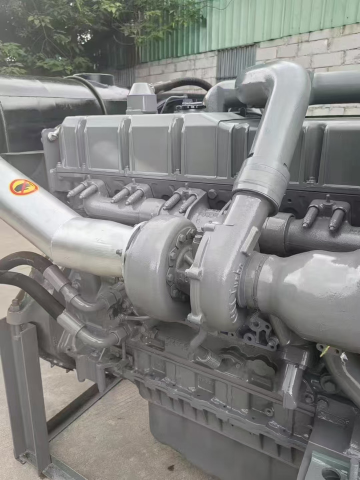 ISUZU 6WG1 - Motor für Bagger: das Bild 3 ISUZU 6WG1 - Motor für Bagger: das Bild 3