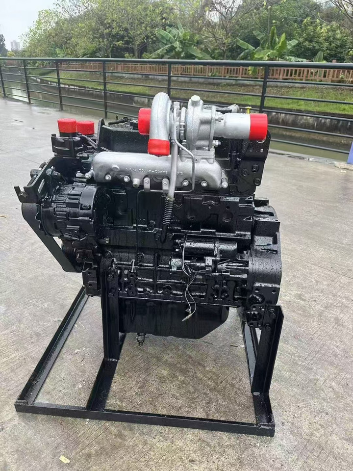 MITSUBISHI D04 - Motor für Bagger: das Bild 1 MITSUBISHI D04 - Motor für Bagger: das Bild 1
