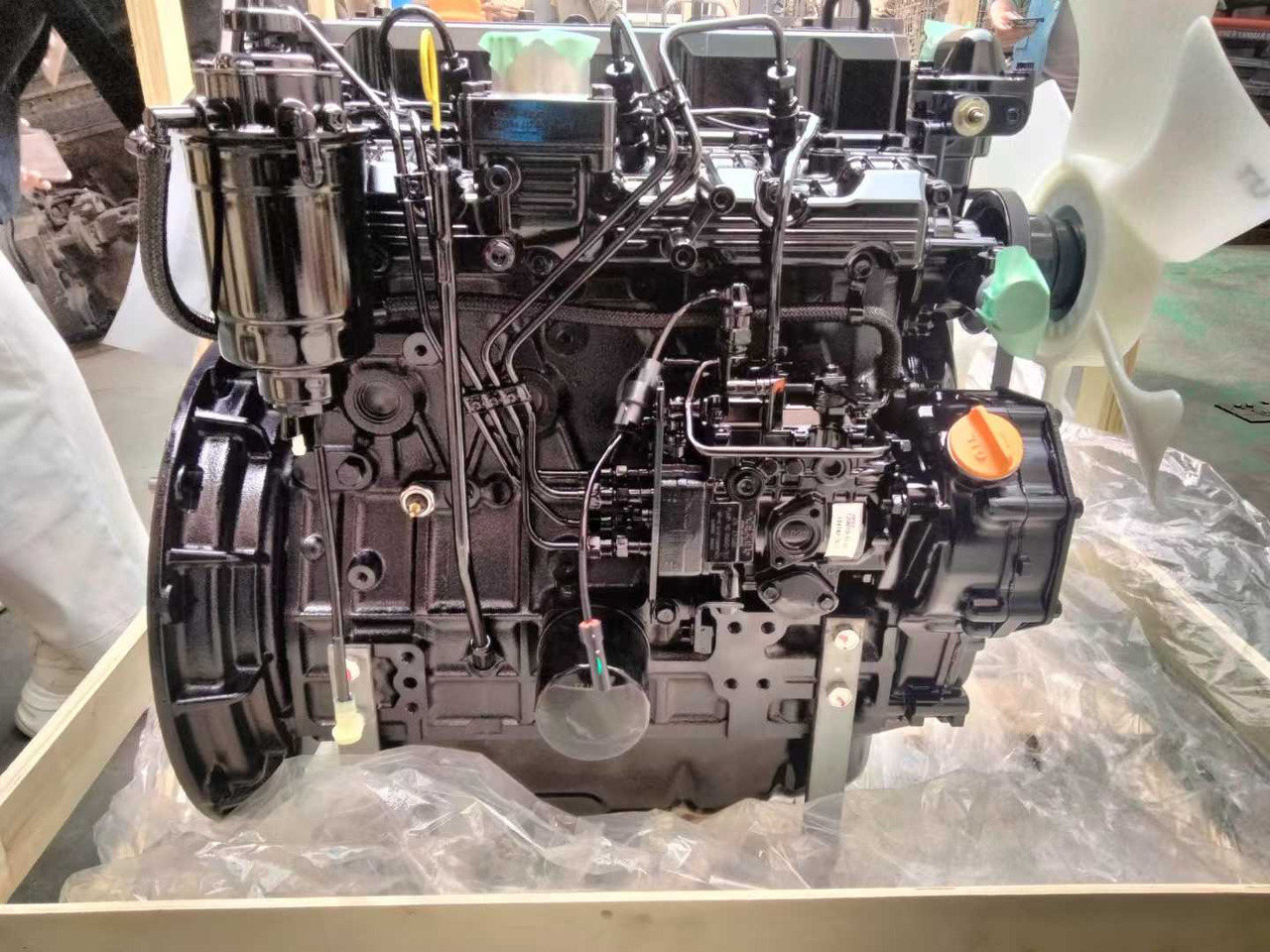 YANMAR 4TNE98 - Motor für Gabelstapler: das Bild 3 YANMAR 4TNE98 - Motor für Gabelstapler: das Bild 3