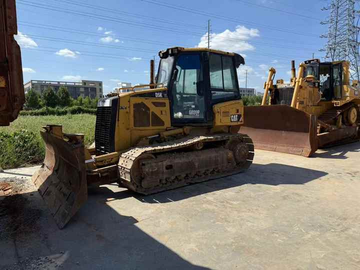 100% Original Caterpillar D5K Mini Track Dozer Cat D5K Bulldozer Superior Performance Running Working Condition Hot Sale - Bulldozer: das Bild 4 100% Original Caterpillar D5K Mini Track Dozer Cat D5K Bulldozer Superior Performance Running Working Condition Hot Sale - Bulldozer: das Bild 4