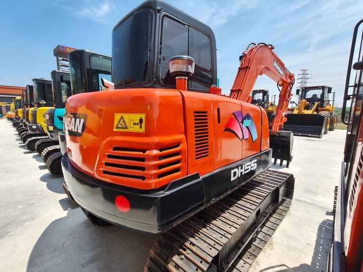 90% New Mini Excavator Doosan DH55, 5-Ton Mini Used Doosan Excavator with Low Price and Good Quality - Minibagger: das Bild 4 90% New Mini Excavator Doosan DH55, 5-Ton Mini Used Doosan Excavator with Low Price and Good Quality - Minibagger: das Bild 4