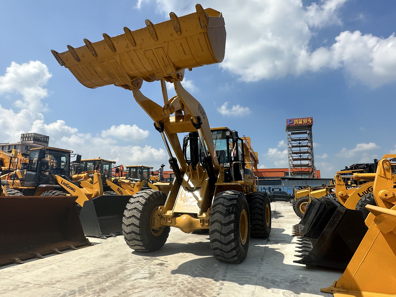 BACKHOE LOADER Used High Quality CAT 950G Wheel Loader on Hot Sale CAT in Stock for Sale - Radlader: das Bild 5 BACKHOE LOADER Used High Quality CAT 950G Wheel Loader on Hot Sale CAT in Stock for Sale - Radlader: das Bild 5
