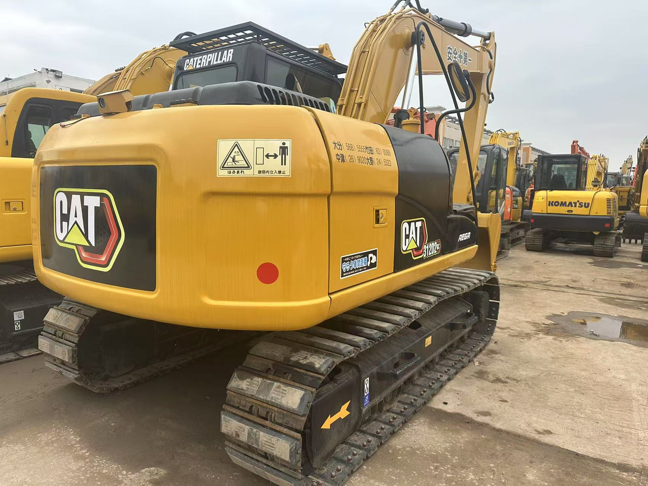 CATERPILLAR 312D2 - Kettenbagger: das Bild 2 CATERPILLAR 312D2 - Kettenbagger: das Bild 2