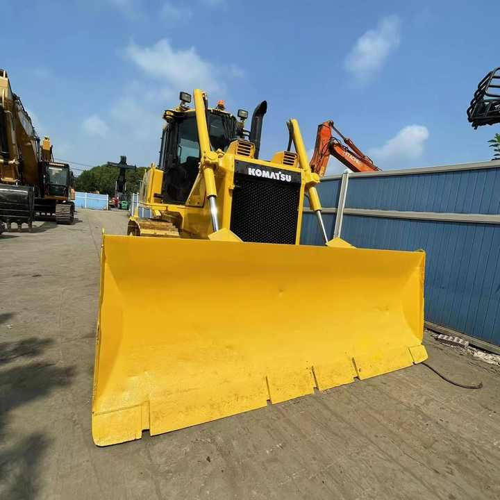 Cheap Price komatsu D65 Bulldozer with Ripper , Original Made Dozer komatsu D65 , komatsu D65p D80p D85p Bulldozer - Bulldozer: das Bild 2 Cheap Price komatsu D65 Bulldozer with Ripper , Original Made Dozer komatsu D65 , komatsu D65p D80p D85p Bulldozer - Bulldozer: das Bild 2