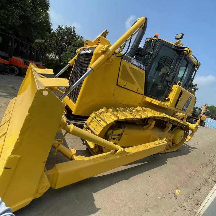 Cheap Price komatsu D65 Bulldozer with Ripper , Original Made Dozer komatsu D65 , komatsu D65p D80p D85p Bulldozer - Bulldozer: das Bild 4 Cheap Price komatsu D65 Bulldozer with Ripper , Original Made Dozer komatsu D65 , komatsu D65p D80p D85p Bulldozer - Bulldozer: das Bild 4