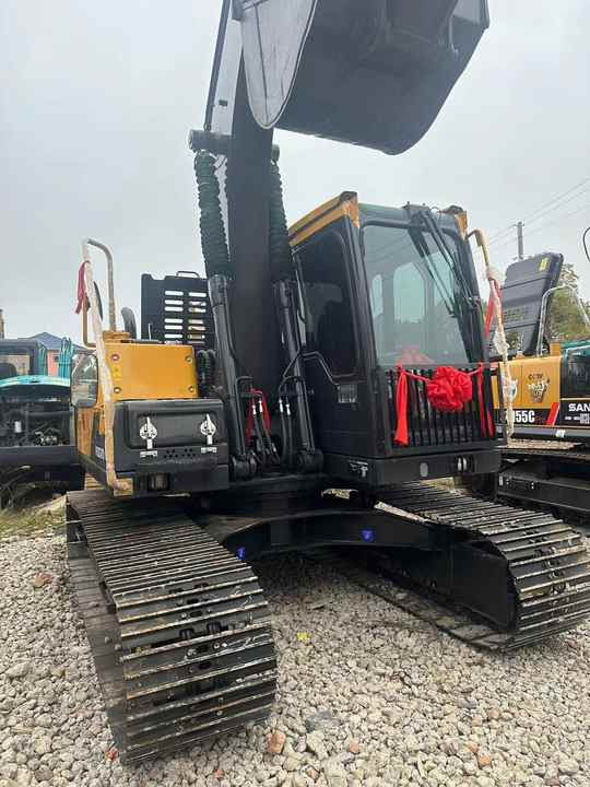 China Brand Used VOLVO EC140 Mini Excavator 6ton Crawler Earth Digger Machine for Sale - Kettenbagger: das Bild 4 China Brand Used VOLVO EC140 Mini Excavator 6ton Crawler Earth Digger Machine for Sale - Kettenbagger: das Bild 4
