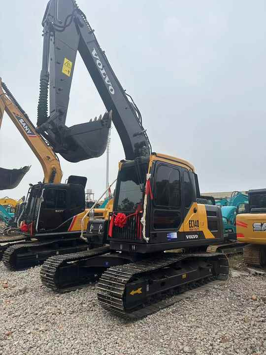 China Brand Used VOLVO EC140 Mini Excavator 6ton Crawler Earth Digger Machine for Sale - Kettenbagger: das Bild 3 China Brand Used VOLVO EC140 Mini Excavator 6ton Crawler Earth Digger Machine for Sale - Kettenbagger: das Bild 3