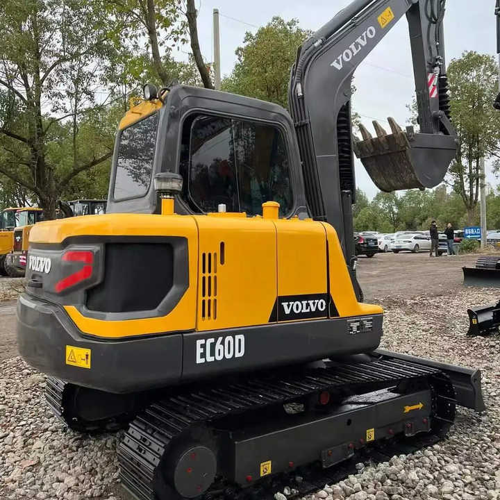 China Brand Used Volvo EC60D Mini Excavator 6ton Crawler Earth Digger Machine for Sale - Kettenbagger: das Bild 1 China Brand Used Volvo EC60D Mini Excavator 6ton Crawler Earth Digger Machine for Sale - Kettenbagger: das Bild 1