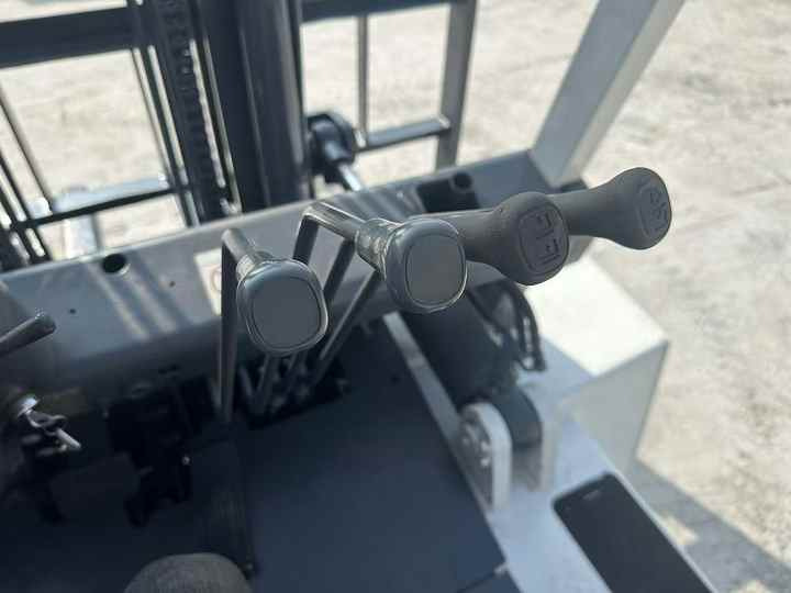 High Quality TCM 7 Ton with Hydraulic Distance Adjustment Used Forklift in Stock Used tcm Forklift 7 Ton Used tcm Fd70 Forklift - Gabelstapler: das Bild 4 High Quality TCM 7 Ton with Hydraulic Distance Adjustment Used Forklift in Stock Used tcm Forklift 7 Ton Used tcm Fd70 Forklift - Gabelstapler: das Bild 4