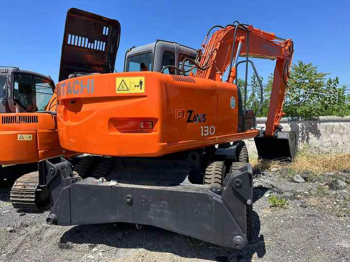Hot Sale! Used Hitachi ZX130 Wheel Excavator |Excellent Condition| Best Price | Perfect for Construction & Road Projects - Bagger: das Bild 4 Hot Sale! Used Hitachi ZX130 Wheel Excavator |Excellent Condition| Best Price | Perfect for Construction & Road Projects - Bagger: das Bild 4