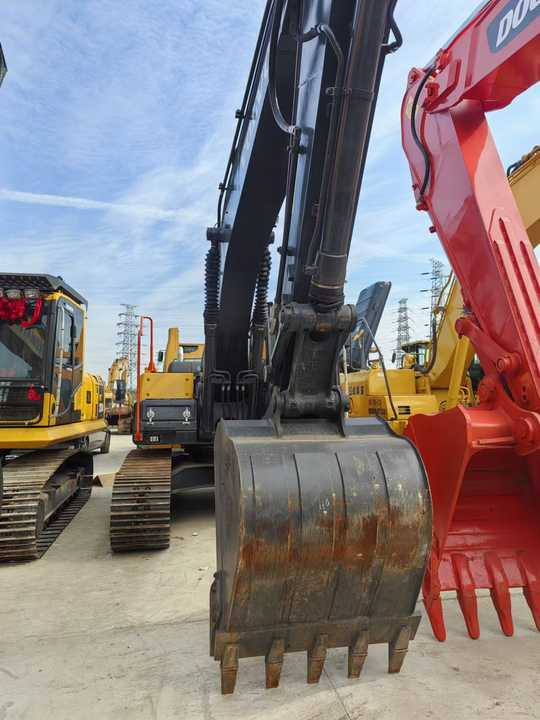 Hot Selling volvo Brand Ec210 20tons Excavator in Stock Used Korea Brand volvo Ec210 240 290 Excavator for Sale - Bagger: das Bild 3 Hot Selling volvo Brand Ec210 20tons Excavator in Stock Used Korea Brand volvo Ec210 240 290 Excavator for Sale - Bagger: das Bild 3