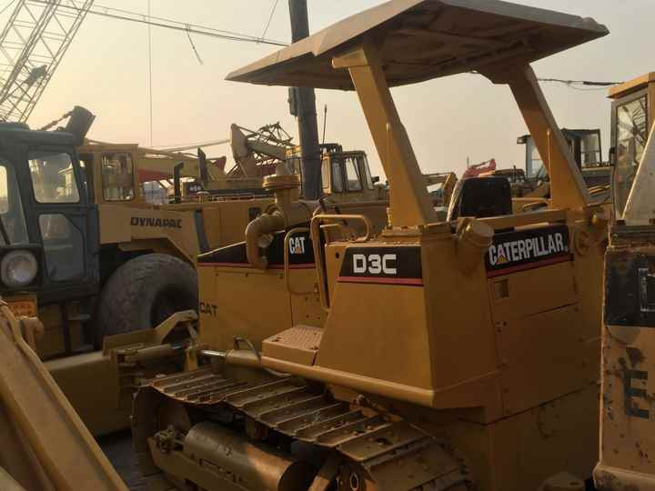 Mini CAT Bulldozer D3c D3 D3k D3m D4h D4m D4k D5h D5g D5k D5m Used Bulldozer with Ripper for Sale - Bulldozer: das Bild 3 Mini CAT Bulldozer D3c D3 D3k D3m D4h D4m D4k D5h D5g D5k D5m Used Bulldozer with Ripper for Sale - Bulldozer: das Bild 3