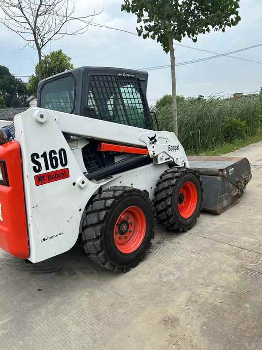 Used Bob Cat Bob Cat S160 Used Mini Skid Steer Wheel Loader Multifunctional Track Loaders Bobcat S160 2.7 Ton - Radlader: das Bild 4 Used Bob Cat Bob Cat S160 Used Mini Skid Steer Wheel Loader Multifunctional Track Loaders Bobcat S160 2.7 Ton - Radlader: das Bild 4