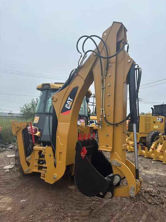 Used Caterpillar CAT 450F Retro Excavator CAT420F Cheap Price for Sale - Bagger: das Bild 3 Used Caterpillar CAT 450F Retro Excavator CAT420F Cheap Price for Sale - Bagger: das Bild 3