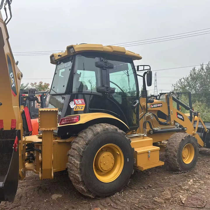 Used Caterpillar CAT 450F Retro Excavator CAT420F Cheap Price for Sale - Bagger: das Bild 1 Used Caterpillar CAT 450F Retro Excavator CAT420F Cheap Price for Sale - Bagger: das Bild 1
