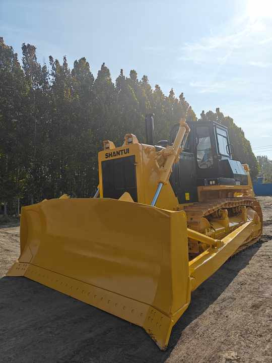 Used Construction Machinery Shantui SD32 Bulldozer for Sales S Econd-hand SD22 32 Bulldozer Crawler Type Bulldozer Price Lower - Bulldozer: das Bild 5 Used Construction Machinery Shantui SD32 Bulldozer for Sales S Econd-hand SD22 32 Bulldozer Crawler Type Bulldozer Price Lower - Bulldozer: das Bild 5