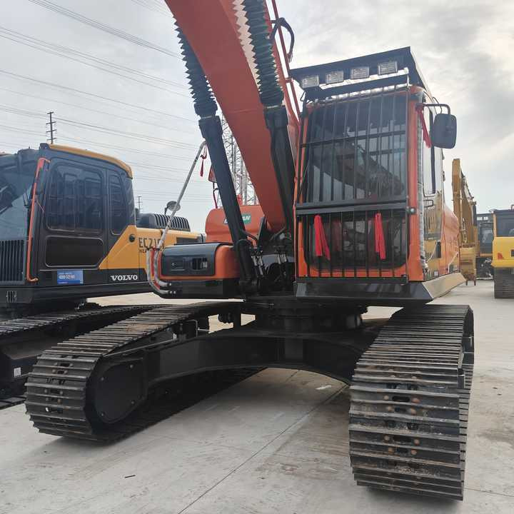 Used Digger DOOSAN DX300 Construction Machinery Construction Digger Used DOOSAN DX300 Cheap Excavator - Kettenbagger: das Bild 3 Used Digger DOOSAN DX300 Construction Machinery Construction Digger Used DOOSAN DX300 Cheap Excavator - Kettenbagger: das Bild 3