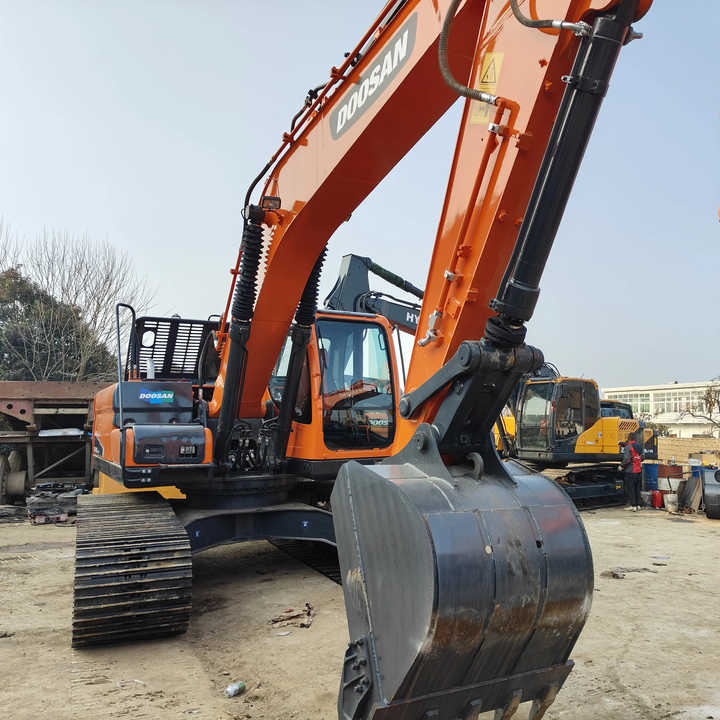 Used Excavator Doosan DX225LC-9 Excavators Mini Equipment Earth Moving Machinery Doosan Digger Excavator for Sale - Kettenbagger: das Bild 5 Used Excavator Doosan DX225LC-9 Excavators Mini Equipment Earth Moving Machinery Doosan Digger Excavator for Sale - Kettenbagger: das Bild 5