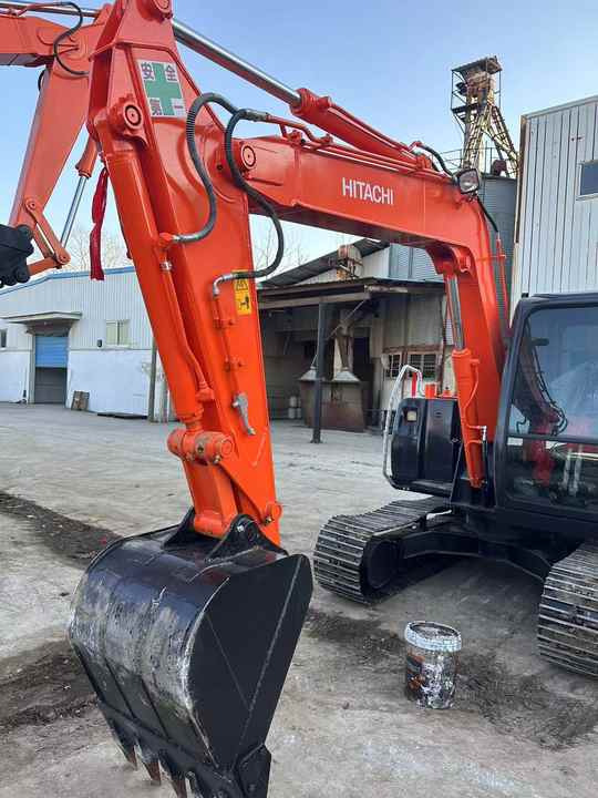Used Excavator Good Quality Low Price Hitachi ZX70 Excavator in Good Condition for Sale - Kettenbagger: das Bild 4 Used Excavator Good Quality Low Price Hitachi ZX70 Excavator in Good Condition for Sale - Kettenbagger: das Bild 4