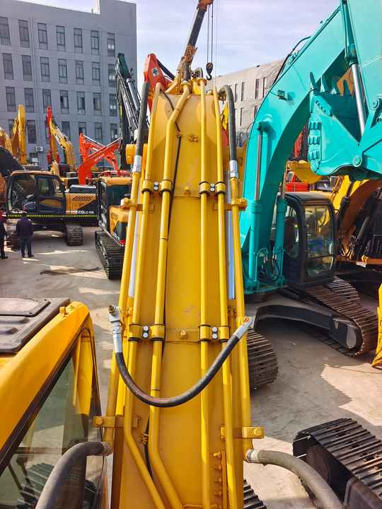 Used Good Quality Japan Original PC200-7 in Good Condition PC200-7 Komatsu - Kettenbagger: das Bild 3 Used Good Quality Japan Original PC200-7 in Good Condition PC200-7 Komatsu - Kettenbagger: das Bild 3