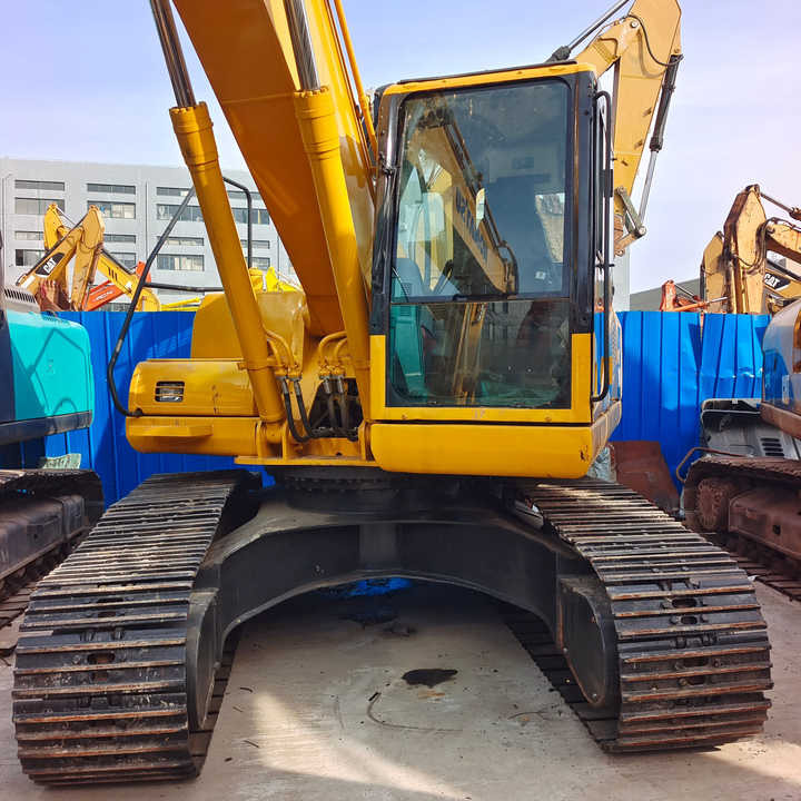 Used Good Quality Japan Original PC200-7 in Good Condition PC200-7 Komatsu - Kettenbagger: das Bild 1 Used Good Quality Japan Original PC200-7 in Good Condition PC200-7 Komatsu - Kettenbagger: das Bild 1