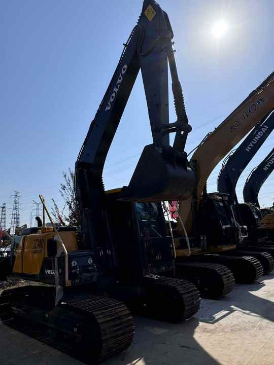 Used Volvo 14 Tonne Crawler Excavator Volvo Ec140 Excavator Good Condition Low Price Good Quality for Sale - Kettenbagger: das Bild 2 Used Volvo 14 Tonne Crawler Excavator Volvo Ec140 Excavator Good Condition Low Price Good Quality for Sale - Kettenbagger: das Bild 2