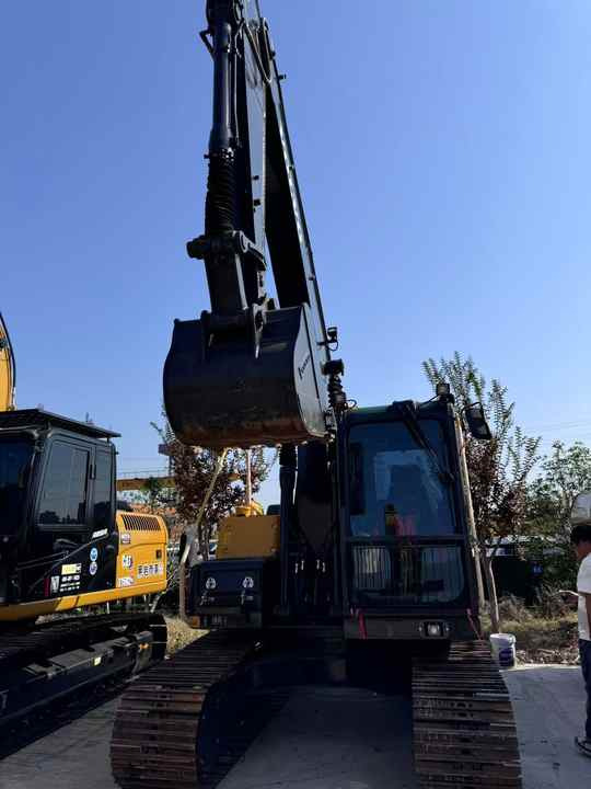 Used Volvo 14 Tonne Crawler Excavator Volvo Ec140 Excavator Good Condition Low Price Good Quality for Sale - Kettenbagger: das Bild 5 Used Volvo 14 Tonne Crawler Excavator Volvo Ec140 Excavator Good Condition Low Price Good Quality for Sale - Kettenbagger: das Bild 5