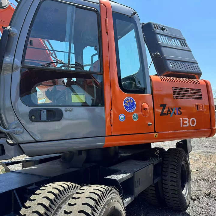 Used Wheel Excavator Hitachi ZX 130W Made in Japan 13ton Hitachi Zx130w Wheel Excavator Price Used Hitachi Zx130 Excavator SALE - Bagger: das Bild 1 Used Wheel Excavator Hitachi ZX 130W Made in Japan 13ton Hitachi Zx130w Wheel Excavator Price Used Hitachi Zx130 Excavator SALE - Bagger: das Bild 1