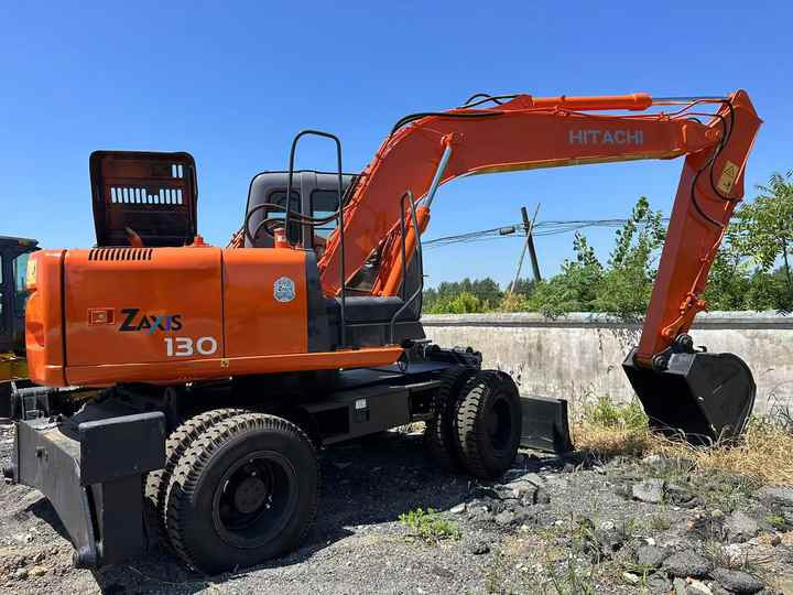 Used Wheel Excavator Hitachi ZX 130W Made in Japan 13tonHitachi Zx130w Wheel Excavator Price Used Hitachi Zx130 Excavator SALE - Bagger: das Bild 4 Used Wheel Excavator Hitachi ZX 130W Made in Japan 13tonHitachi Zx130w Wheel Excavator Price Used Hitachi Zx130 Excavator SALE - Bagger: das Bild 4